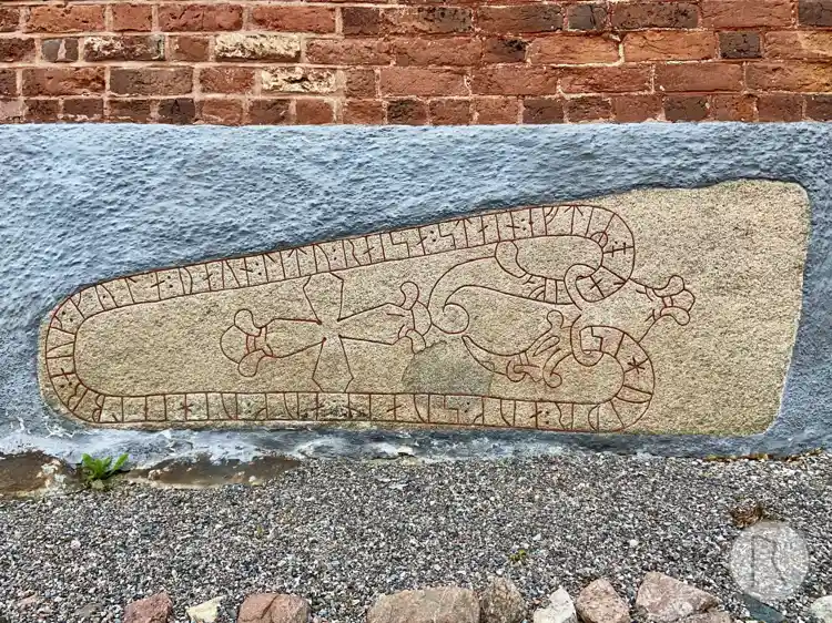 Fotografi av Runsten Sö276, L1983:285 taget av Niklas Vackerdag