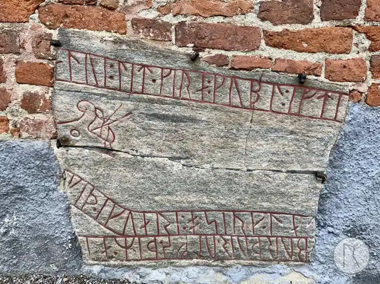 Fotografi av Runsten Sö281, L1983:287 taget av Niklas Vackerdag