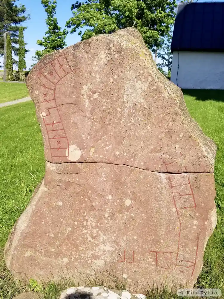 Fotografi av Runsten Sö345, L2014:6568 taget av Kim Dylla