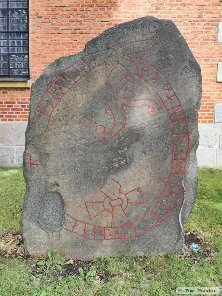 Fotografi av Runsten Sö97, L1985:8918 taget av Tom Monder