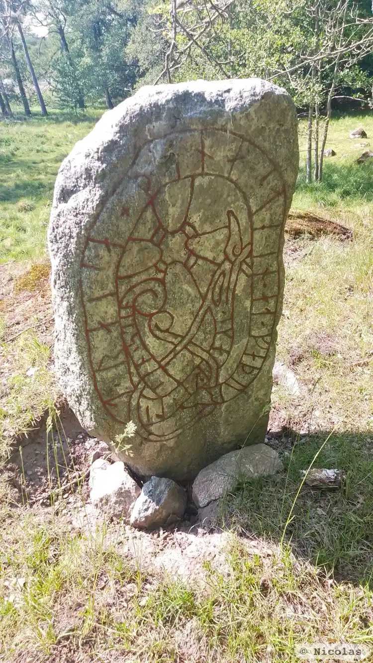 Fotografi av Runsten U119, L2017:1167 taget av Nicolas