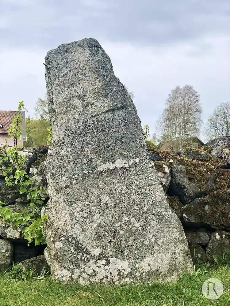 Fotografi av Runsten U235 - U234 - U199, L2014:1443 taget av Niklas Vackerdag