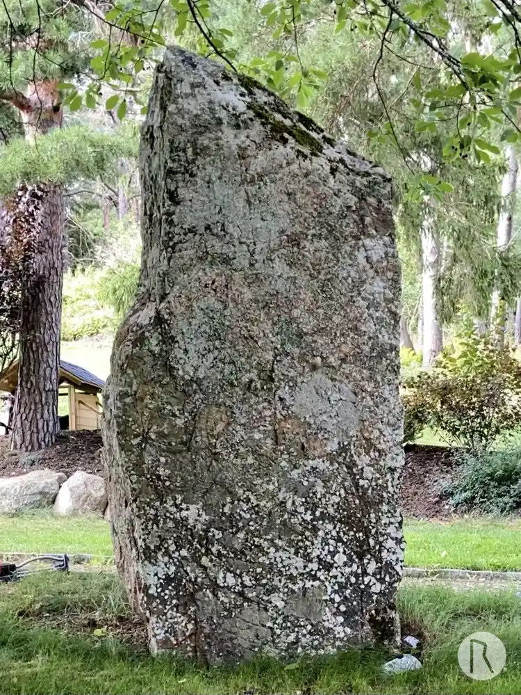 Fotografi av Runsten U42, L2016:8761 taget av Niklas Vackerdag