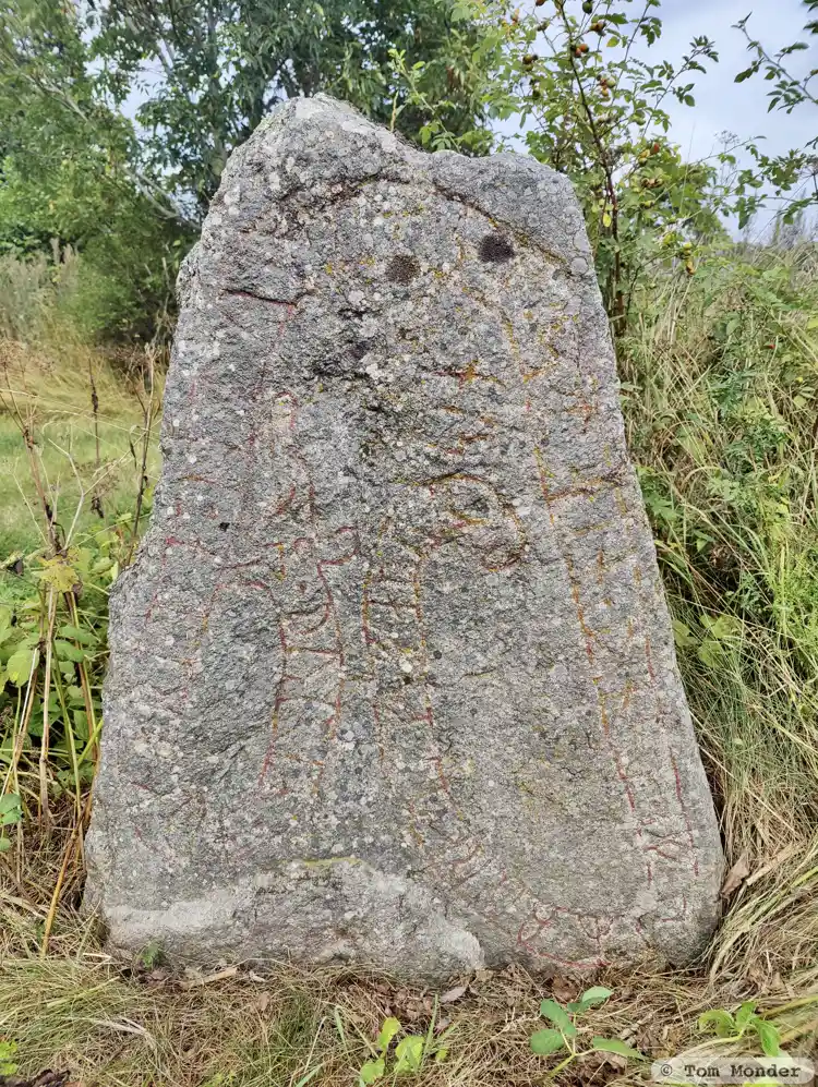 Fotografi av Runsten U429, L2016:7160 taget av Tom Monder