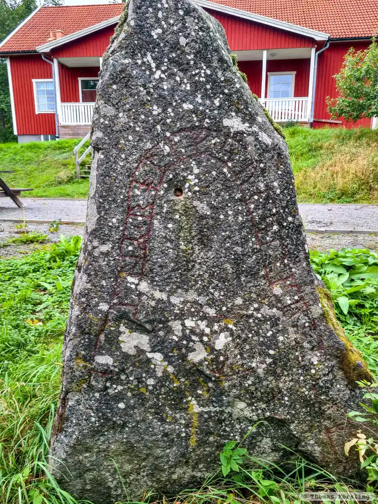 Fotografi av Runsten U464, L1939:5736 taget av Thomas Forsling