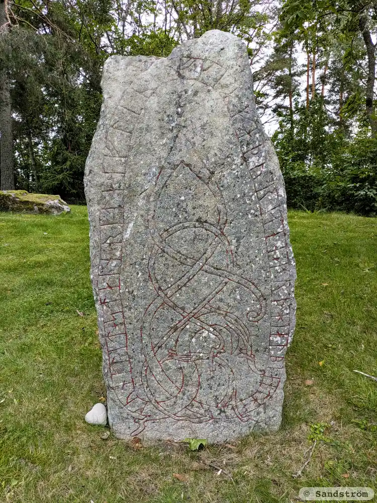 Fotografi av Runsten U515, L2015:1344 taget av Sandström