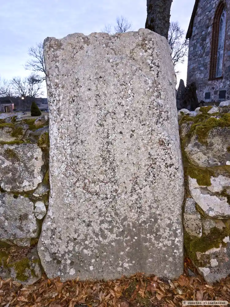 Fotografi av Runsten U655, L2016:1534 taget av Jonatan Wilhelmsson